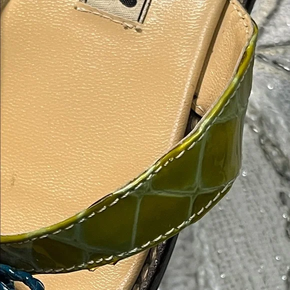 EUC Brighton Ofelia Patent Leather Sandals - Picture 10 of 10